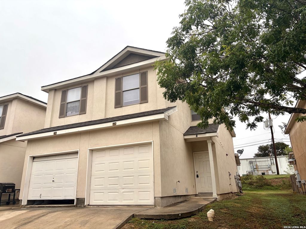 10830 Mathom Lndg Apt 4, Universal City, TX 78148