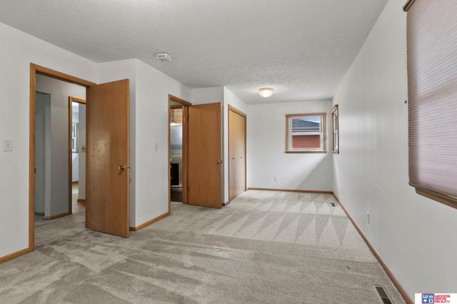 640 N 54th Street, Lincoln, NE 68504
