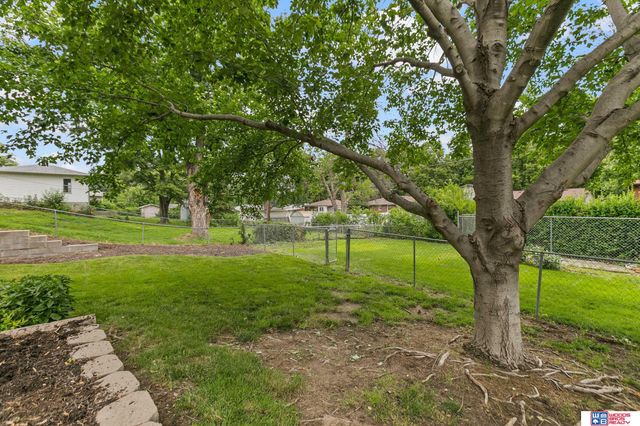 640 N 54th Street, Lincoln, NE 68504