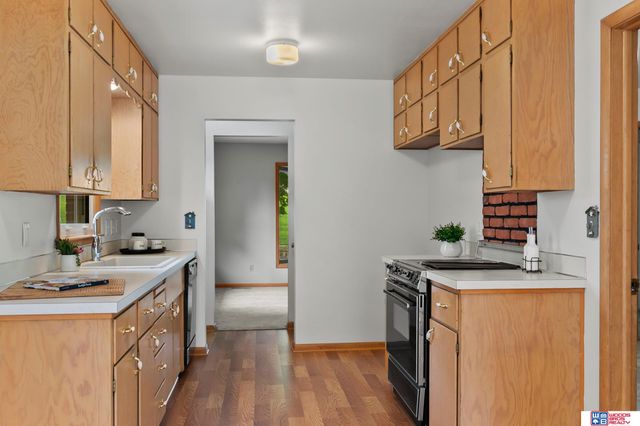 640 N 54th Street, Lincoln, NE 68504