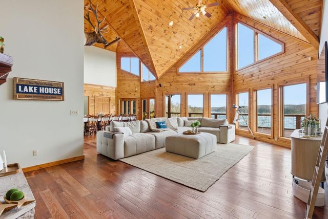 97 Black Walnut Lane, Monticello, KY 42633