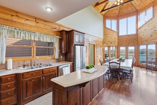 97 Black Walnut Lane, Monticello, KY 42633