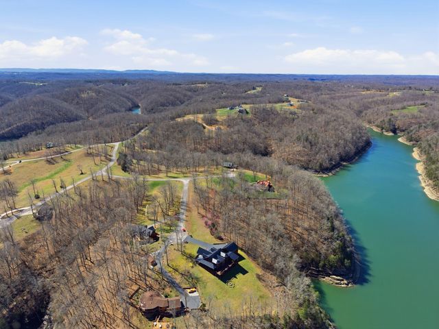 97 Black Walnut Lane, Monticello, KY 42633