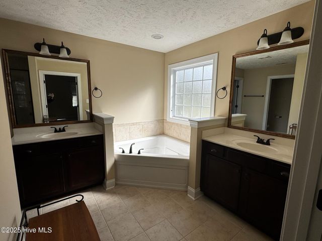 155 Dicks Hill Road, Carthage, NC 28327