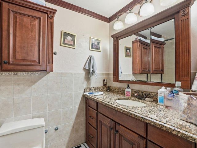 1110 22ND AVE NE, Naples, FL 34120