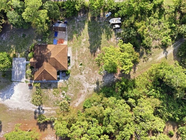 1110 22ND AVE NE, Naples, FL 34120