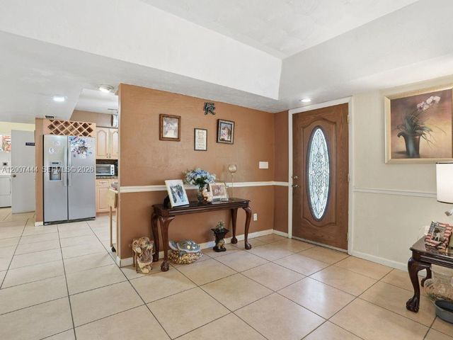 1110 22ND AVE NE, Naples, FL 34120