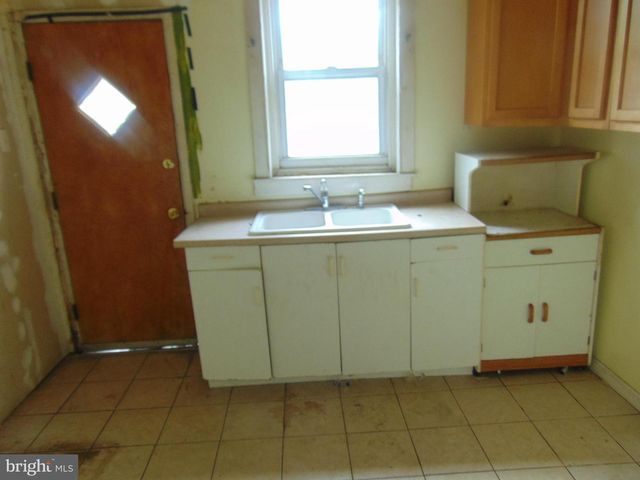 640 YORK ST, Camden, NJ 08102