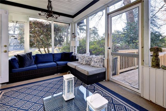 500 Riverside DR, Newport News, VA 23606