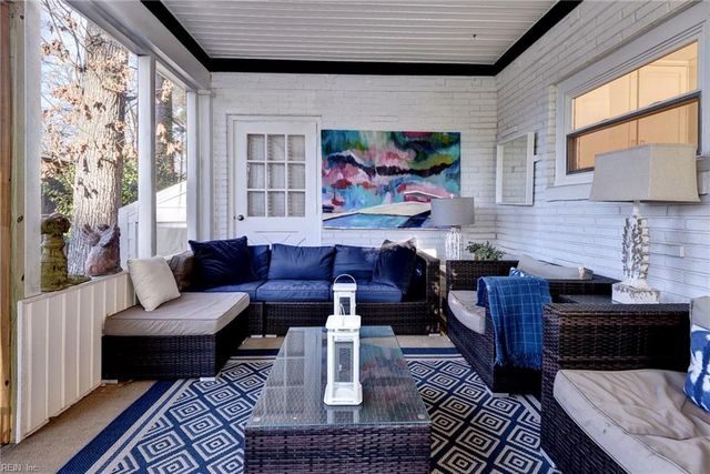 500 Riverside DR, Newport News, VA 23606