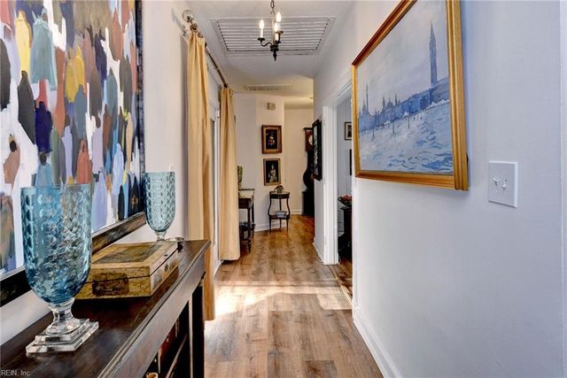 500 Riverside DR, Newport News, VA 23606