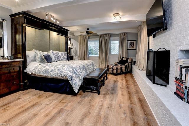 500 Riverside DR, Newport News, VA 23606