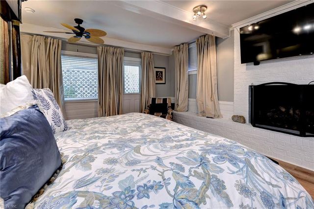 500 Riverside DR, Newport News, VA 23606