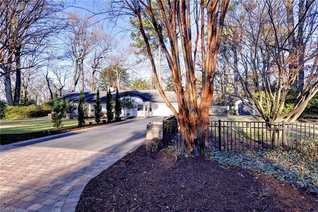 500 Riverside DR, Newport News, VA 23606