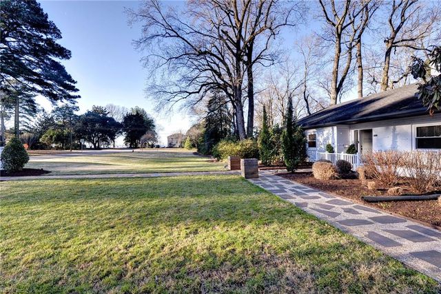 500 Riverside DR, Newport News, VA 23606