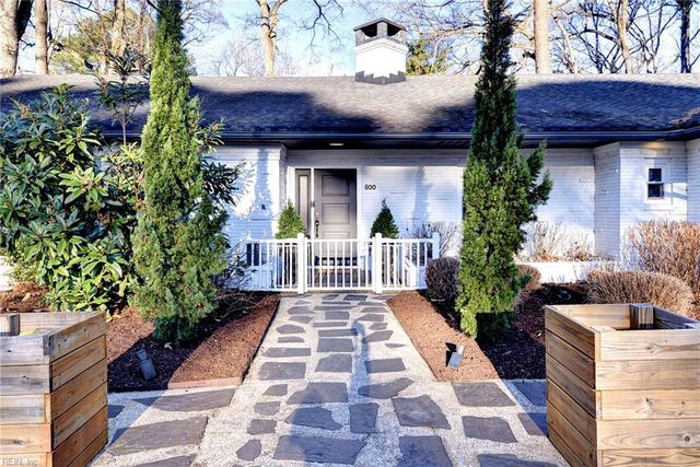 500 Riverside DR, Newport News, VA 23606