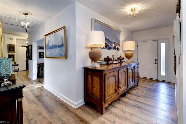 500 Riverside DR, Newport News, VA 23606