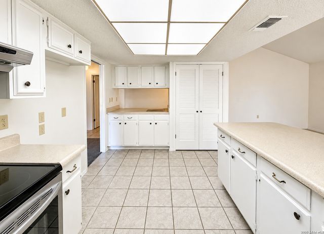 5031 Sierra Madre, San Antonio, TX 78233