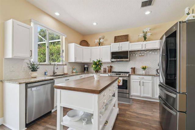 21511 WILDERNESS LAKE BOULEVARD, Land O Lakes, FL 34637