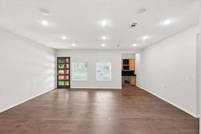 2514 Carpenter Avenue, Dallas, TX 75215