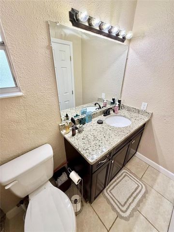 304 BLUEBIRD AVENUE, Lakeland, FL 33809