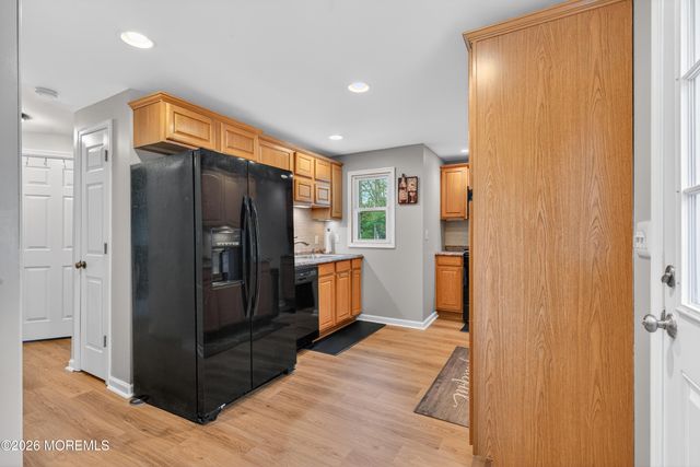 226 Sunset Lane, Howell, NJ 07731