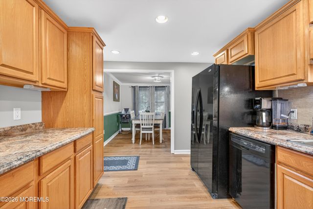 226 Sunset Lane, Howell, NJ 07731