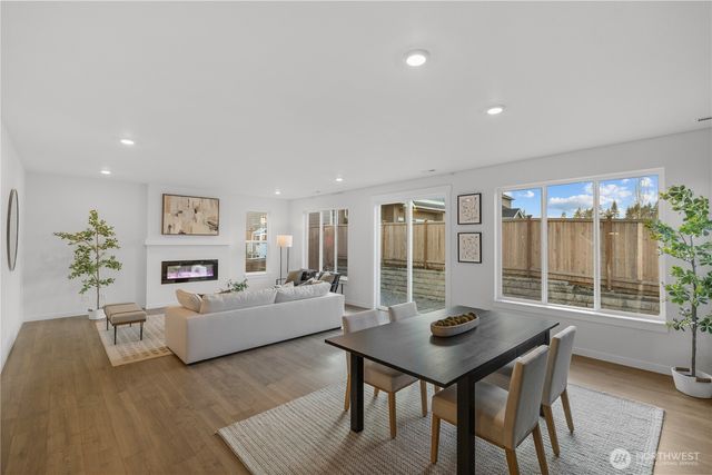 15362 200th Avenue E, Bonney Lake, WA 98391