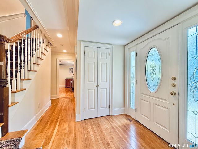 43 Laurel Ledge Road, Stamford, CT 06903