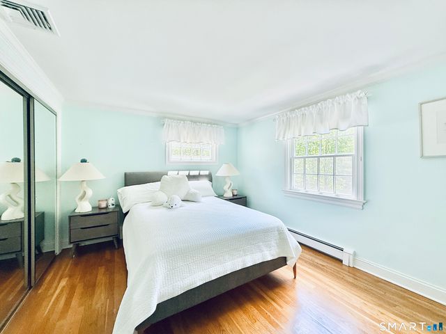 43 Laurel Ledge Road, Stamford, CT 06903