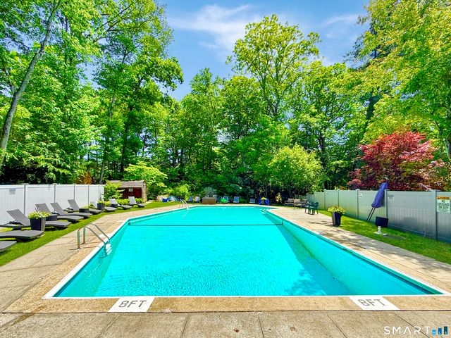 43 Laurel Ledge Road, Stamford, CT 06903