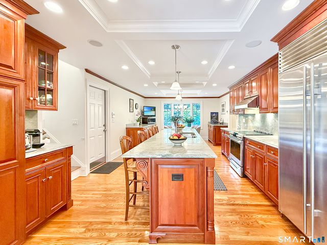 43 Laurel Ledge Road, Stamford, CT 06903