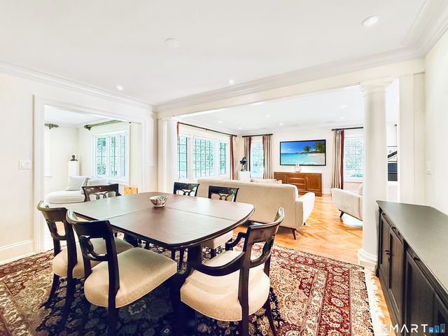 43 Laurel Ledge Road, Stamford, CT 06903