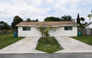 203 SE 4th Avenue, Boynton Beach, FL 33435