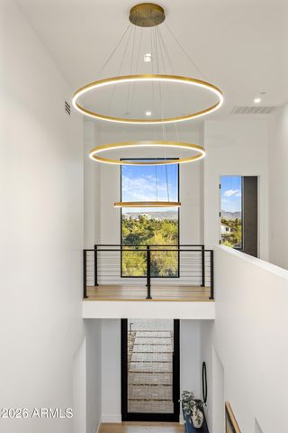 6037 N 21ST Place, Phoenix, AZ 85016