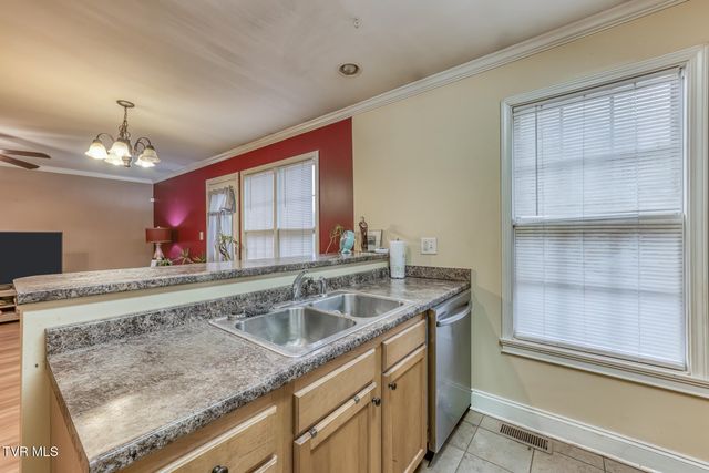 87 Lorena Lane, Jonesborough, TN 37659