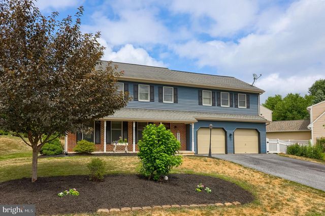 323 KNIGHTS BRIDGE WAY, Lititz, PA 17543