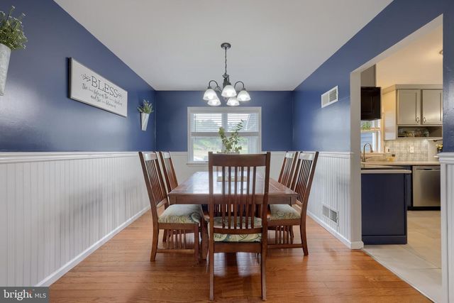 323 KNIGHTS BRIDGE WAY, Lititz, PA 17543