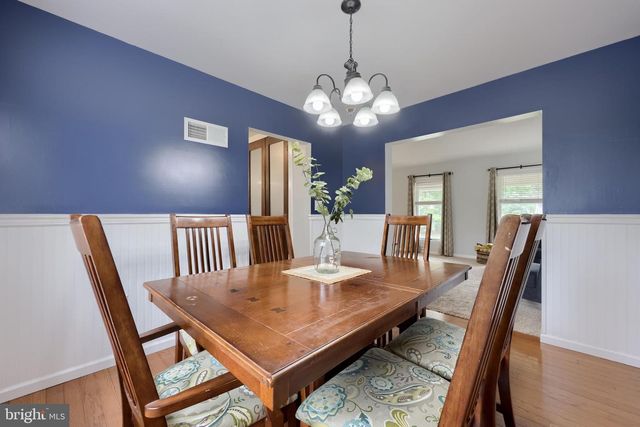 323 KNIGHTS BRIDGE WAY, Lititz, PA 17543