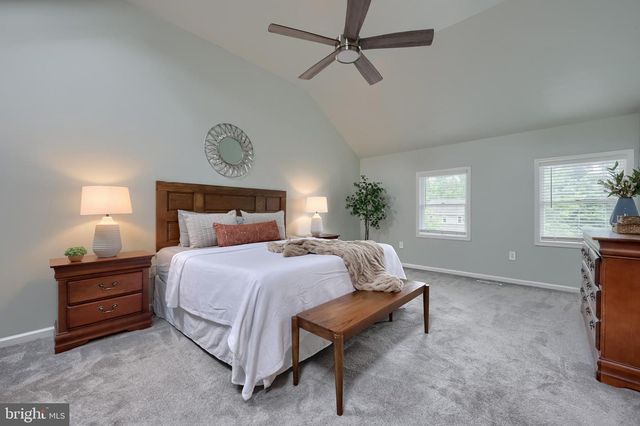 323 KNIGHTS BRIDGE WAY, Lititz, PA 17543