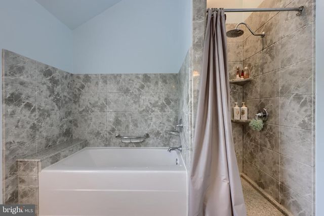 323 KNIGHTS BRIDGE WAY, Lititz, PA 17543