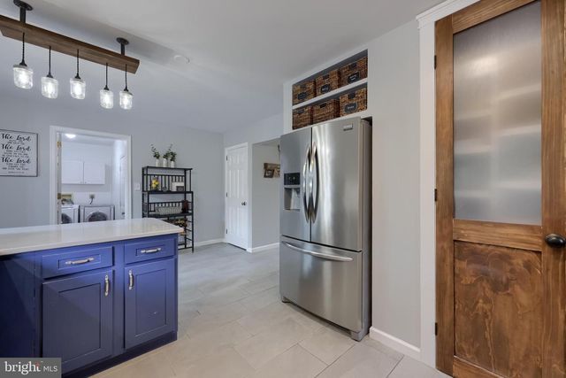 323 KNIGHTS BRIDGE WAY, Lititz, PA 17543