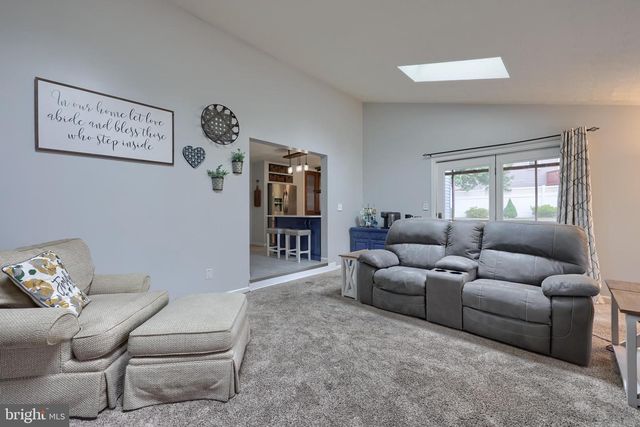 323 KNIGHTS BRIDGE WAY, Lititz, PA 17543