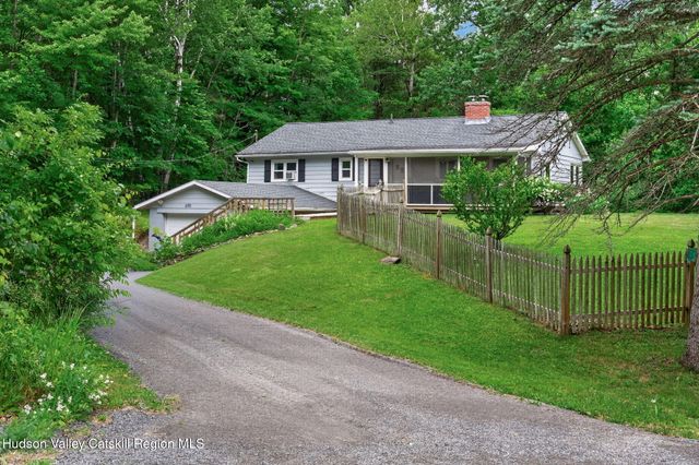 690 Hale Road, Rensselaerville, NY 12147