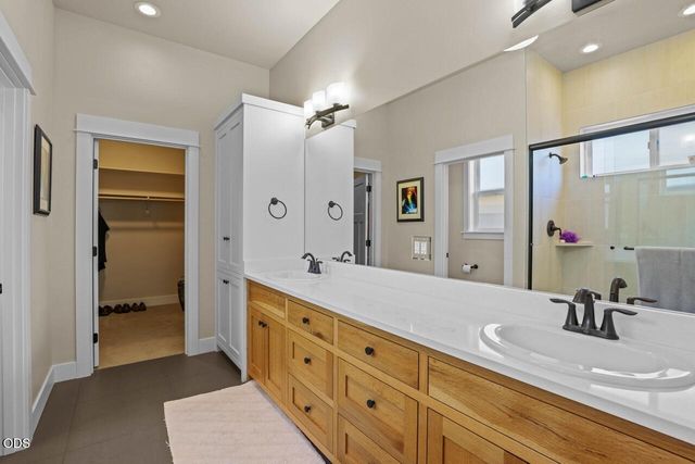 350 Kansas Drive, Medford, OR 97504