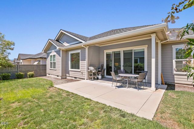 350 Kansas Drive, Medford, OR 97504