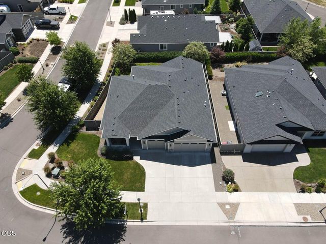 350 Kansas Drive, Medford, OR 97504