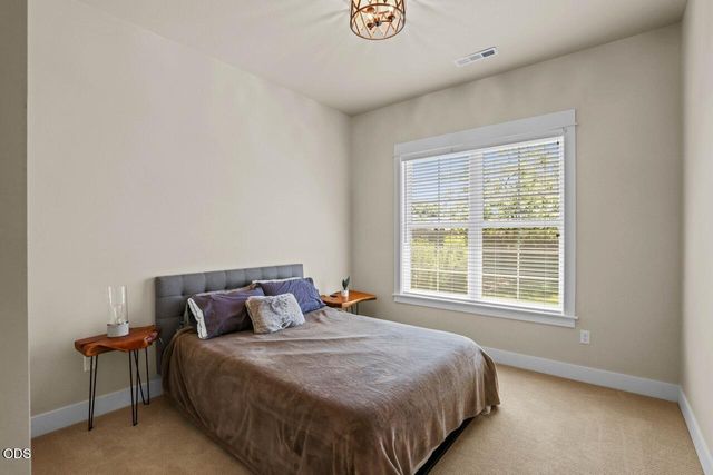350 Kansas Drive, Medford, OR 97504