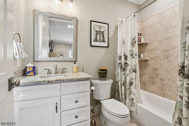 107 Longview Ave, Chatham Twp., NJ 07928