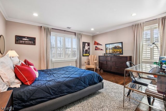 107 Longview Ave, Chatham Twp., NJ 07928